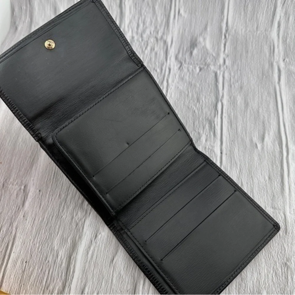 AUTHENTIC Louis Vuitton Marco Wallet. Previously owned. Black.